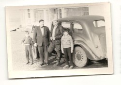 régi automobil kb 1930 40 körüli fénykép lehet kocsi autó fotó KIÁRUSÍTÁS