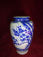 Japán porcelán váza, magassága 12,5 cm. Felső átmérője 4,7 cm.