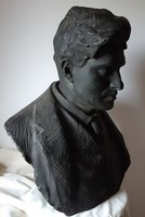 János Istók: life-size male bust, 26/27/17, Bronze, 27.2 Kg, 59 cm