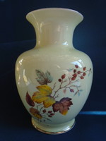 Régi Hollóházi porcelán rózsás váza halványsárga ritka festéssel vitrin állapotban van 