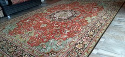 Meseszép állatmintás nagyméretű perzsa szőnyeg 250x360-cm