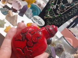 Valódi Tibeti tubáktartó faragott vörös Korall palack dugóval!