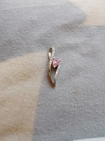 Ezüst medál pink, rózsaszínű kővel és cirkonokkal díszítve 925 