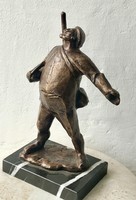OLCSAI KISS ZOLTÁN (1895-1981) A vadász dala, bronz szobor