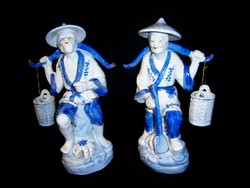 Nagyon szép porcelán kínai vízhordó pár, anyóka és apóka 31 cm magasak
