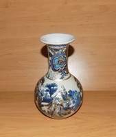 Kínai porcelán jelenetes váza 15 cm magas (14/d)
