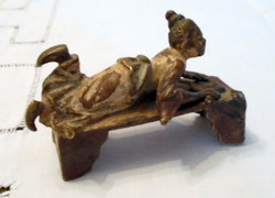 Antik bécsi bronz szobor miniatűr -Hölgy legyezővel 