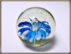 Murano-i kézműves üveg gömb levélnehezék