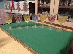 7 darab színes kristály poharak