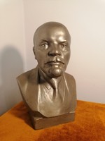 Lenin mellszobor