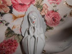 Porcelain angel statue 24 cm.