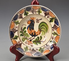 Korondi kakasos tányér, Simó Ignác fazekas munkája.