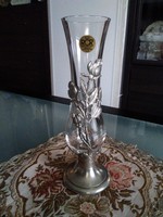 Rcr Italian crystal rock vase on pewter base, with artistic rose thread design!