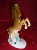 Regal porcelán, két lábon ágaskodó ló, magassága 15,5 cm. Vanneki!