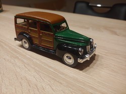 1940 Ford Woody Wagon  kisautó  autó    13 cm  gyűjtőknek   makett modell