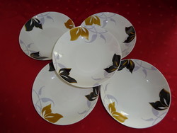 Német porcelán mélytányér, átmérője 20 cm, magassága 4 cm. Fekete/arany virággal. Vanneki!