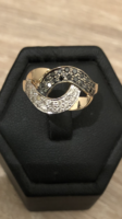 14 karátos arany gyűrű,fekete és fehér gyémántal!