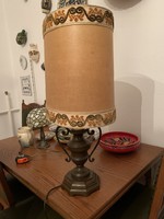 Impozáns réz asztali lámpa szép ovális búrával