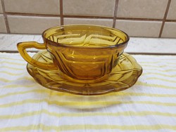 Retro, borostyán színű teás csésze kis tányérral eladó