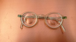 Különleges antik szemüveg tokkal