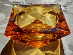 Régi cseh üveg hamutál borostyánszínű hamutartó