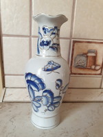 Porcelán kézzel festett kék váza eladó!