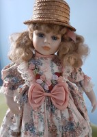 Számozott vintage The Leonardo Collection doll (baba) AB290 