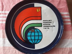 Szovjet-Magyar közös űrrepülés tányér