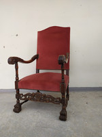 Antik dúsan faragott reneszánsz szék trónszék