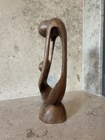 “Kéz a kézben “ art deco jellegű fa szobor 