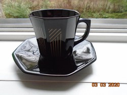 Arany vonalakkal díszített ritka 8 szögletes Francia fekete arcopál (üveg porcelán) csésze alátéttel
