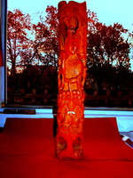 Faragott szantálfa - aprólékos kidolgozással 30 cm