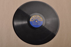Gramofon lemez 19,7cm, Indián szerelmi dal, Énekli Sztáray Márton.