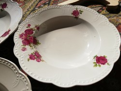 Zsolnay rózsás gyöngyös tányérok