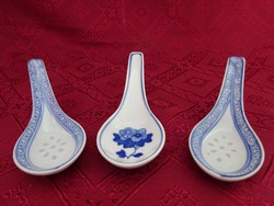 Kínai porcelán kanál, hossza 13,5 cm.