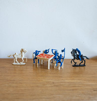 5 pcs horses, 6 pieces of equestrian cowboy figurine - retro plastic toys - traffic seller