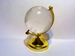 Üveg kristály miniatűr földgömb aranyozott talppal icserkuti részére