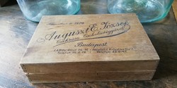 Fa bonbonos, cukorkás doboz a 2. világháború előtti, dekoráció