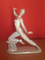 Holóházi török táncosnő porcelán szobor