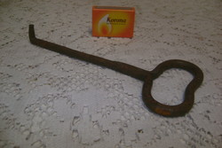 Antik kovácsoltvas kulcs, tolvajkulcs vagy kaptafa kihúzó - 20 cm