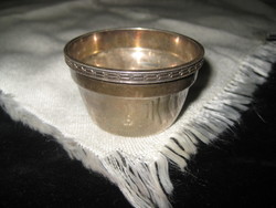 Wellner - Patent  fém  kis tálka  5 8 x 3 3 mm
