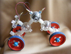 Retro orosz elemes holdjáró robot Modul-10 építő játék