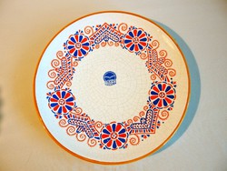 Nagyon ritka Bodrogkeresztúri kerámia fali tál, tányér, Buzsáki vézás mintával kézzel festve 23 cm
