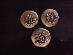 Buttons with snow grass pattern