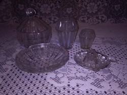 Retro üveg használati tárgyak csomagban - vázák, bonbonier, citromfacsaró