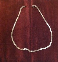 Sheet of silver chain