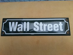Wall Street zomànc tábla