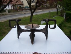 Iparművész fémműves bronz gyertyatartó - Szabó Gy.szignóval