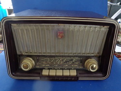 1950 Philips compact radio