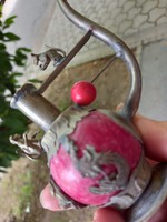 Tibeti ezüstötvözetes antik ópium pipa füstöltőtartó vörös jáde golyóval